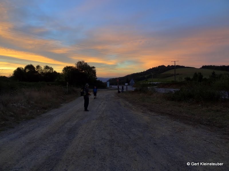 Sonnenaufgang hinter Cadavo Baleira