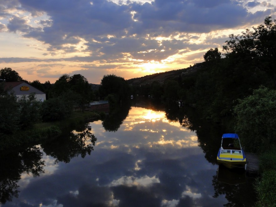 abends an der Unstrut