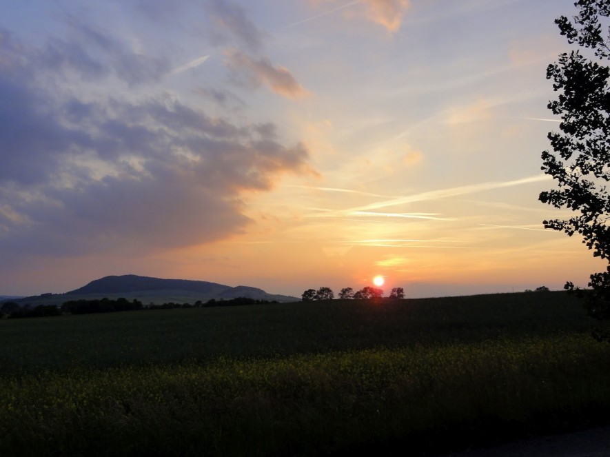 Sonnenuntergang an den Hörselbergen