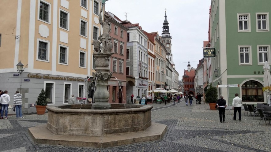 Georgsbrunnen am Obermarkt